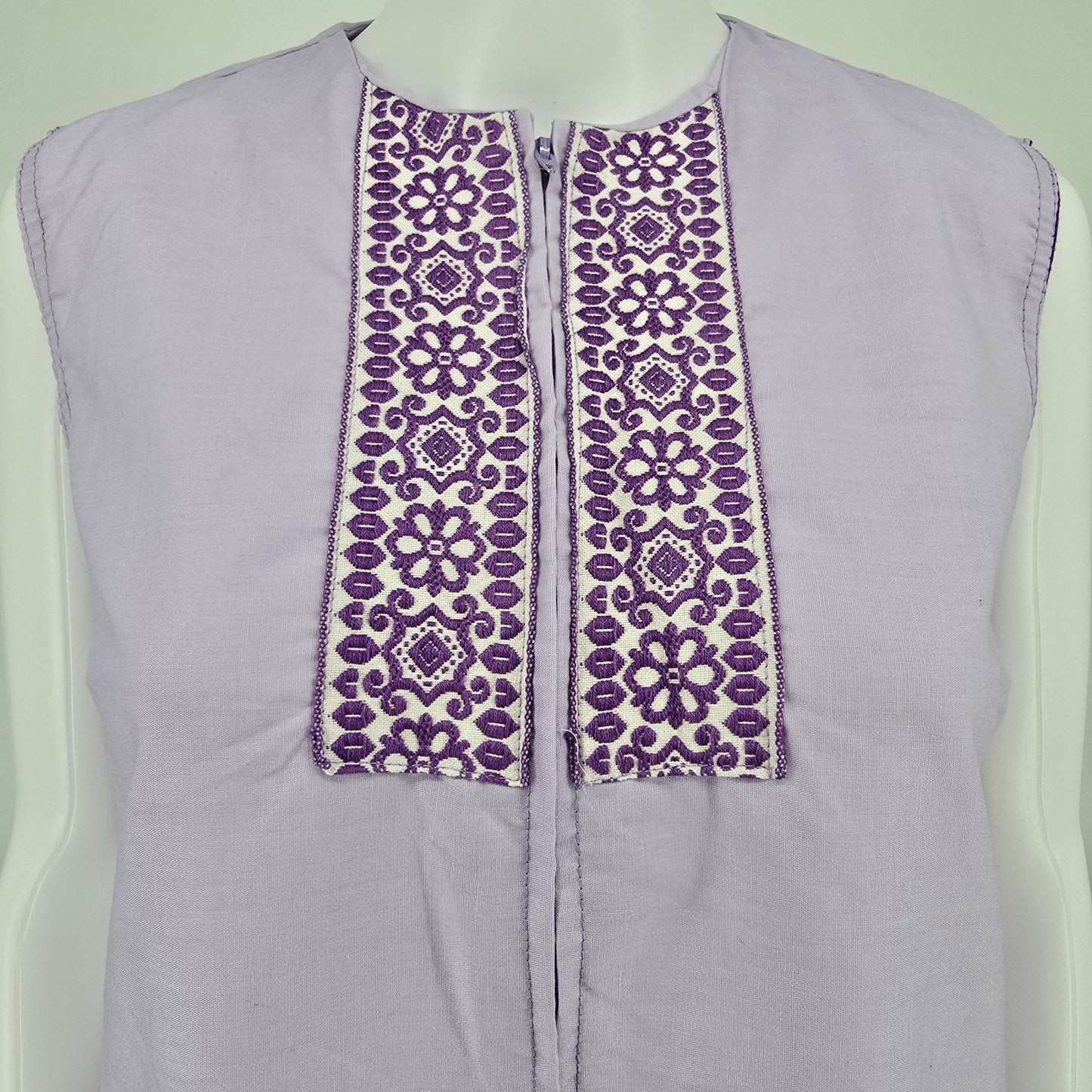 Vintage 1970s Gaymor Fashions Lavender Sleeveless Zip Front Tunic Top (L)