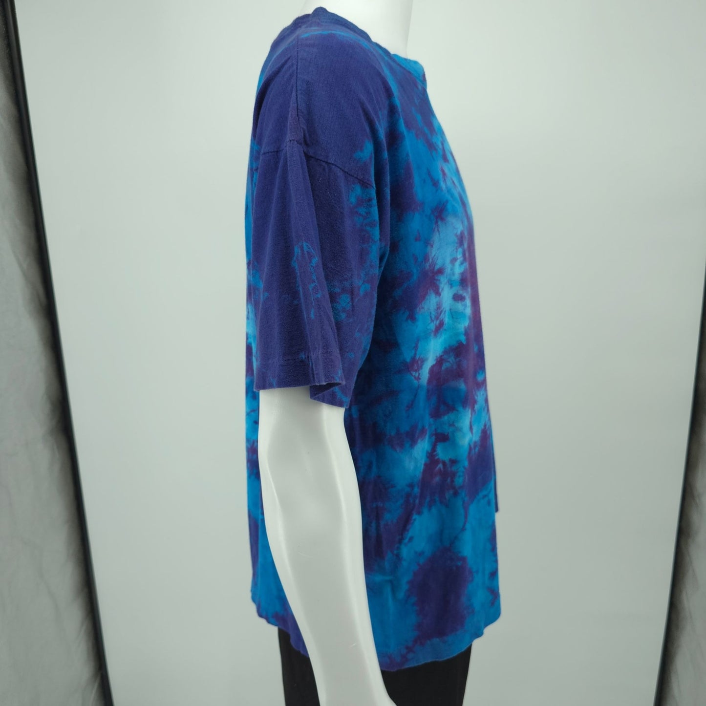 Vintage 1990s Double Swan Blue/Purple Crinkle Tie-Dye Single Stitch T-Shirt (XL)