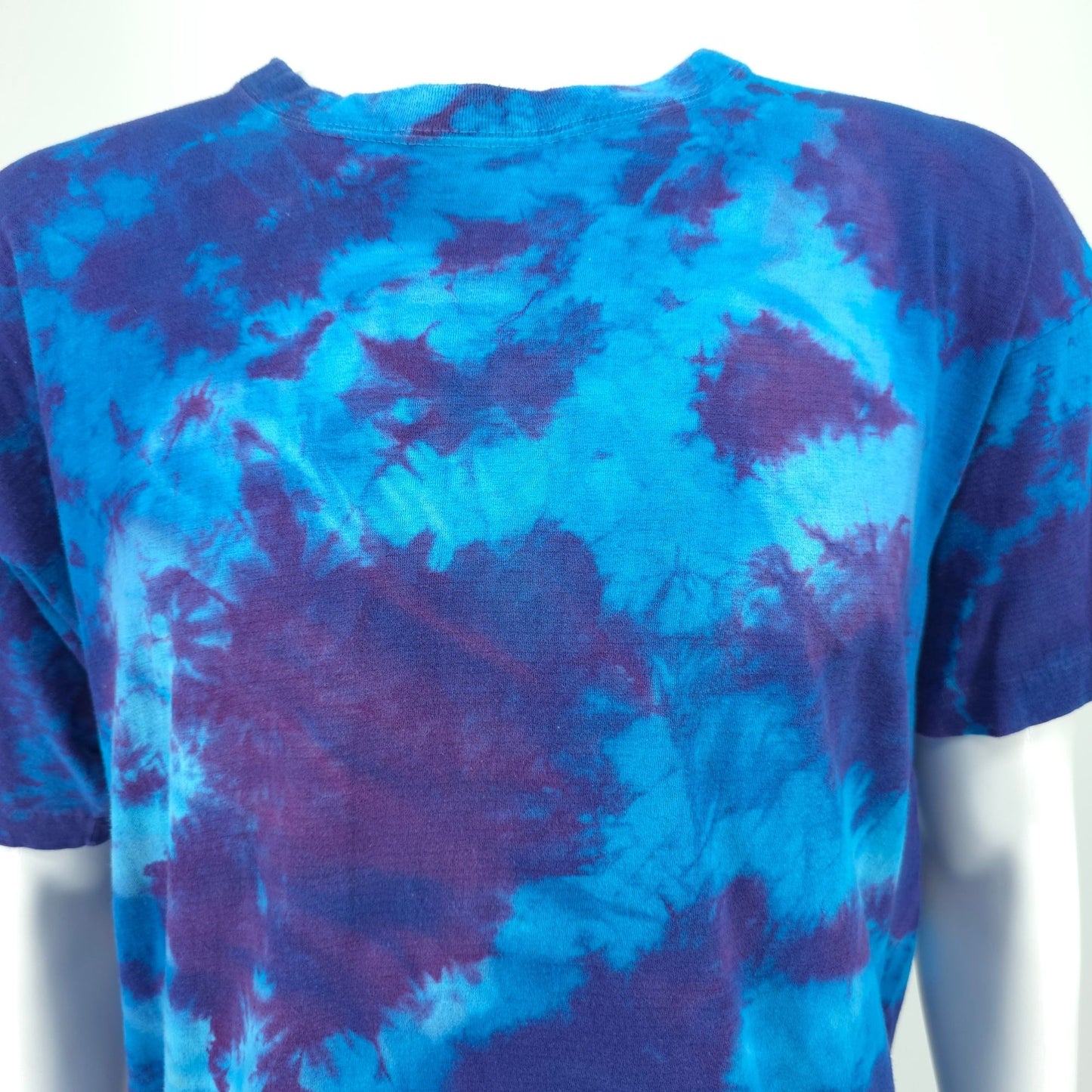 Vintage 1990s Double Swan Blue/Purple Crinkle Tie-Dye Single Stitch T-Shirt (XL)