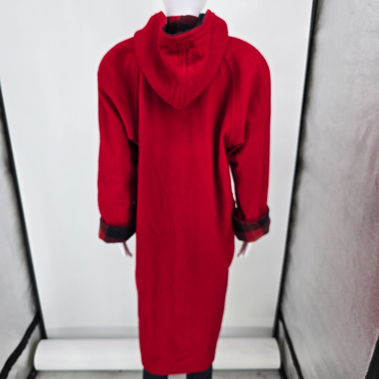 Vintage 1970s Suz-ette Fashions/Spuncraft Red Wool Blend Hooded Duffle Coat (L)