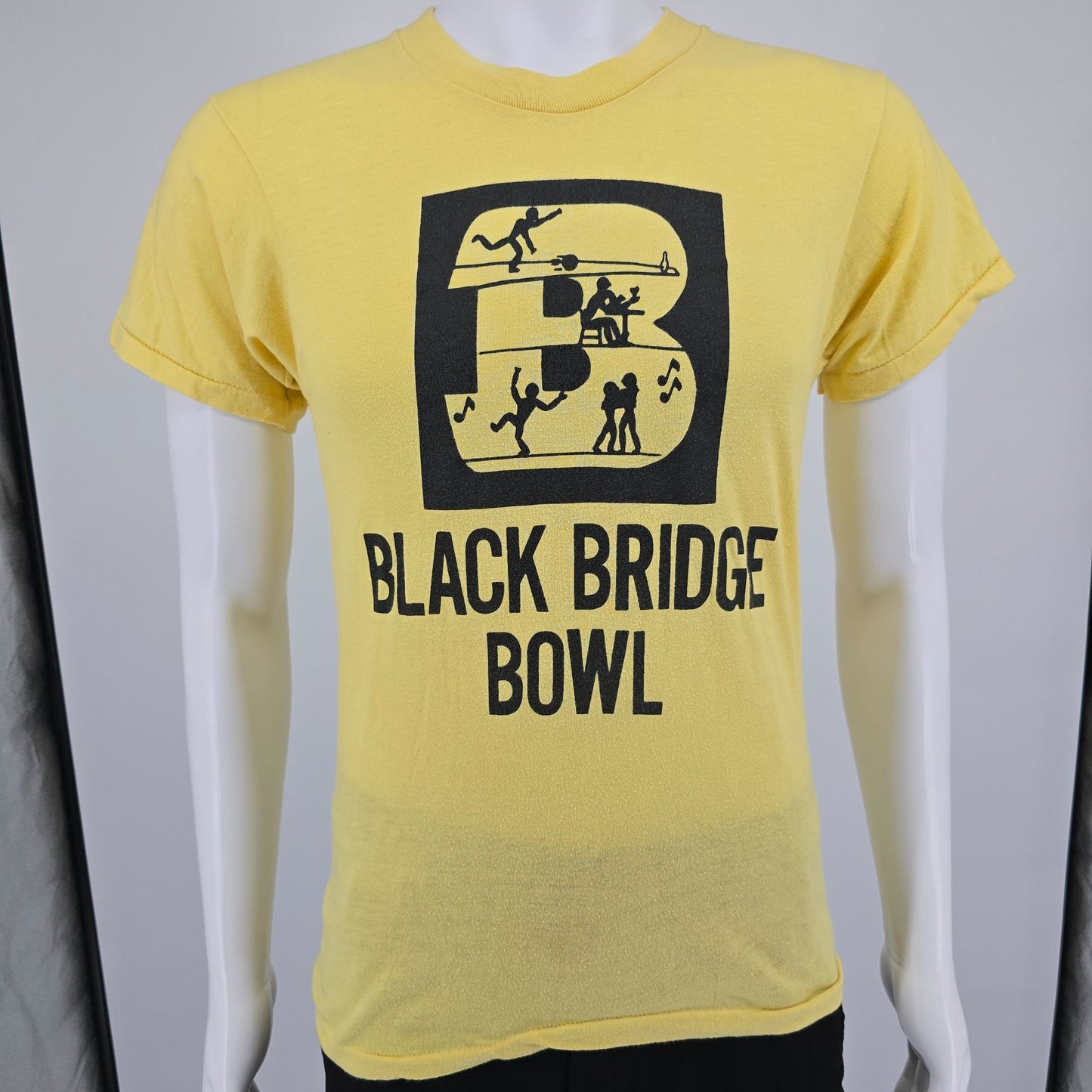 Vintage 1980s Screen Stars Black Bridge Bowl Janesville, Wisconsin T-Shirt (S)