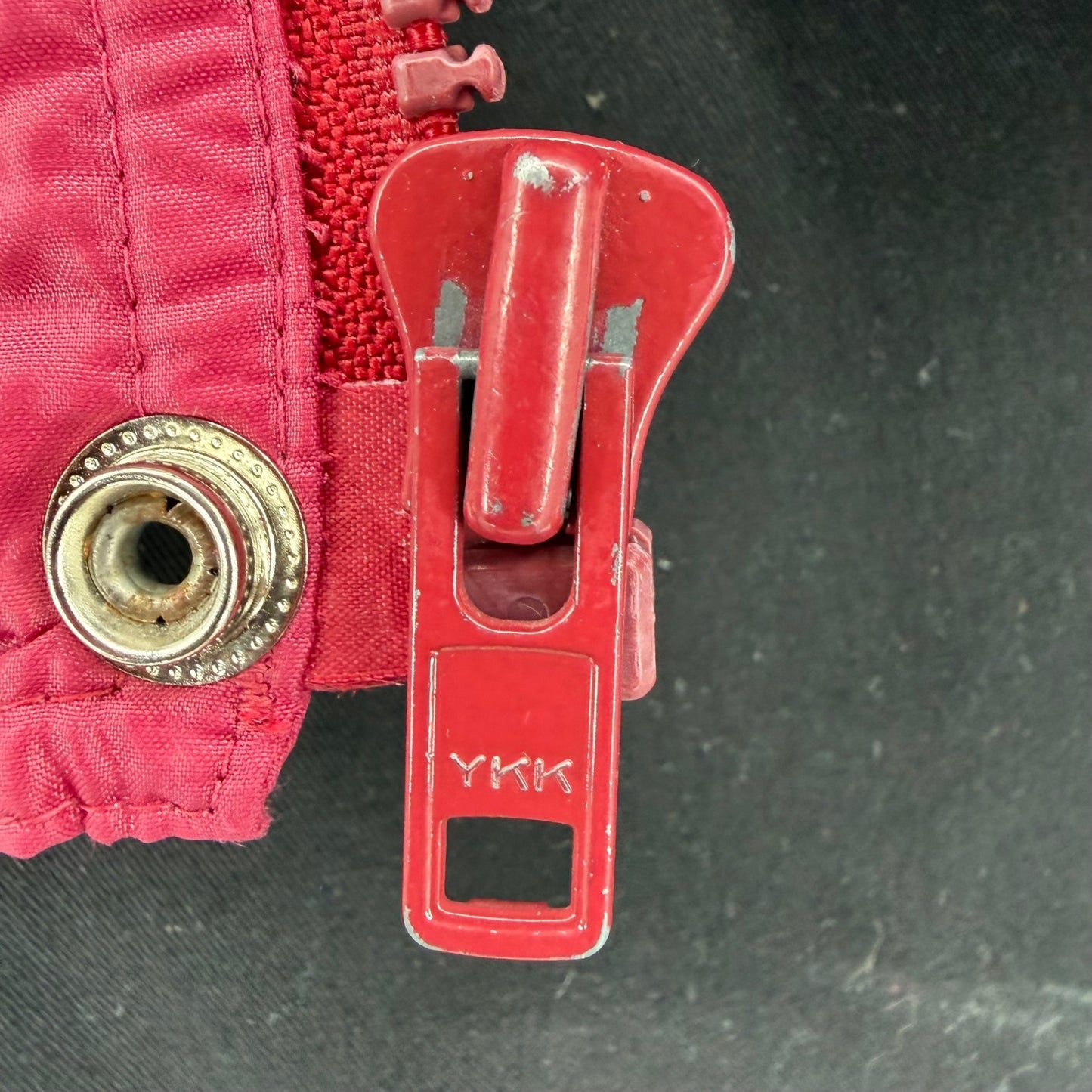 Vintage 1980s Style Auto Carrera Design Synthwave Nylon Windbreaker Jacket (L)