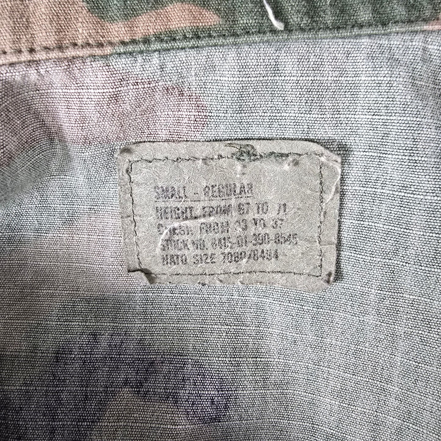 Vintage 1999 U.S Army Woodland Camouflage Pattern Hot Weather Combat Coat (S)