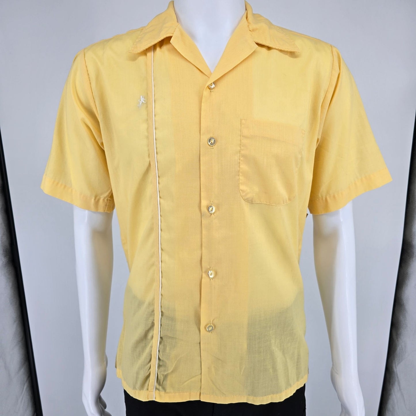Vintage 1960s Super Spire California Yellow Camp Collar Bowling Shirt (M)