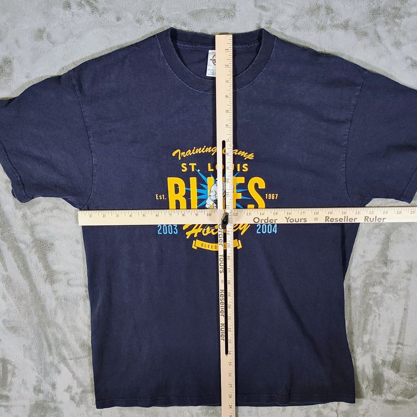 Vintage St. Louis Blues Hockey Bleed Blue 2003-2004 Training Camp T-Shirt (L)