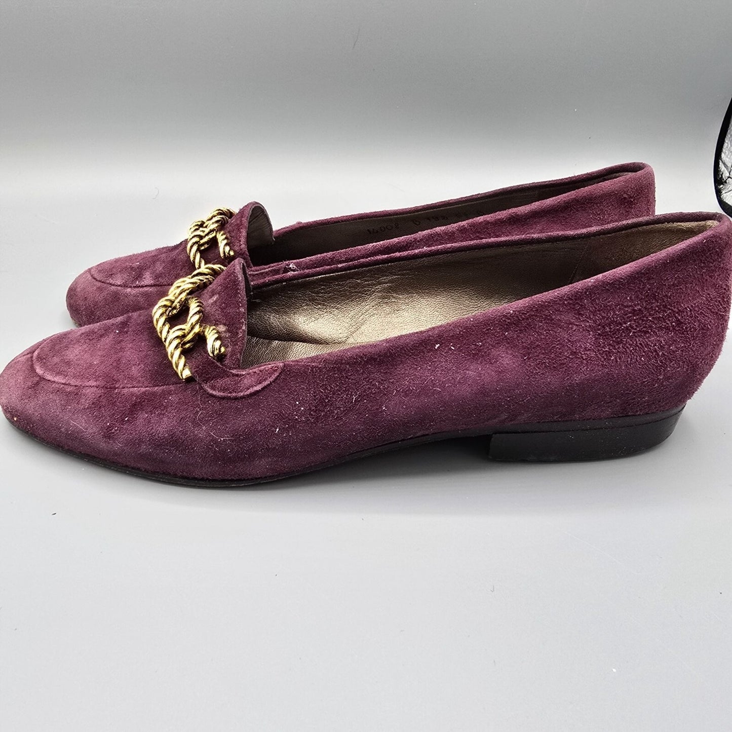 Bruno Magli Made in Italy Women's Purple Suede Gold Tone Chain Loafers (6.5B)