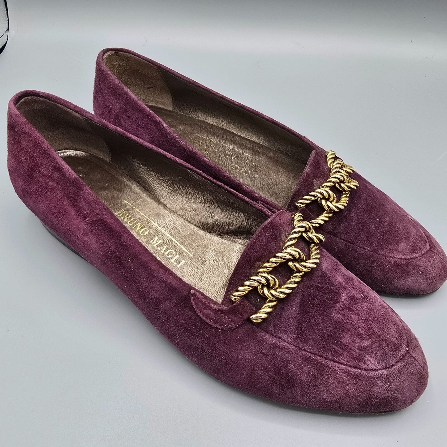 Bruno Magli Made in Italy Women's Purple Suede Gold Tone Chain Loafers (6.5B)