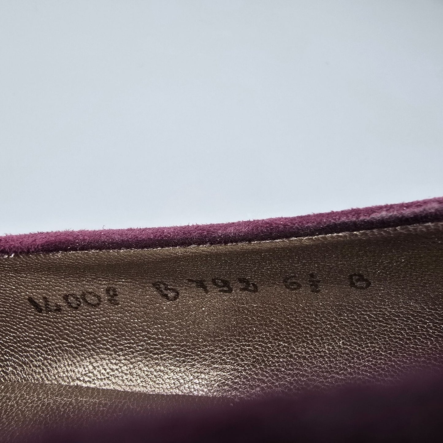 Bruno Magli Made in Italy Women's Purple Suede Gold Tone Chain Loafers (6.5B)