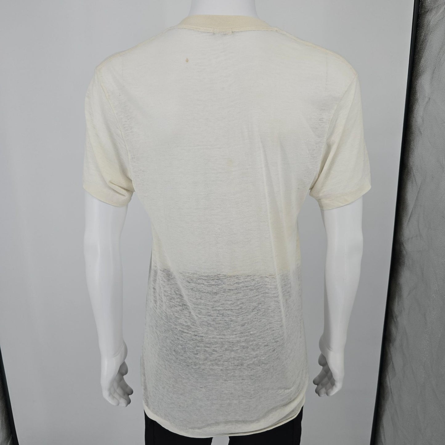 Distressed Vintage 1980s JCPenney Towncraft Blank Undershirt/T-Shirt (M)