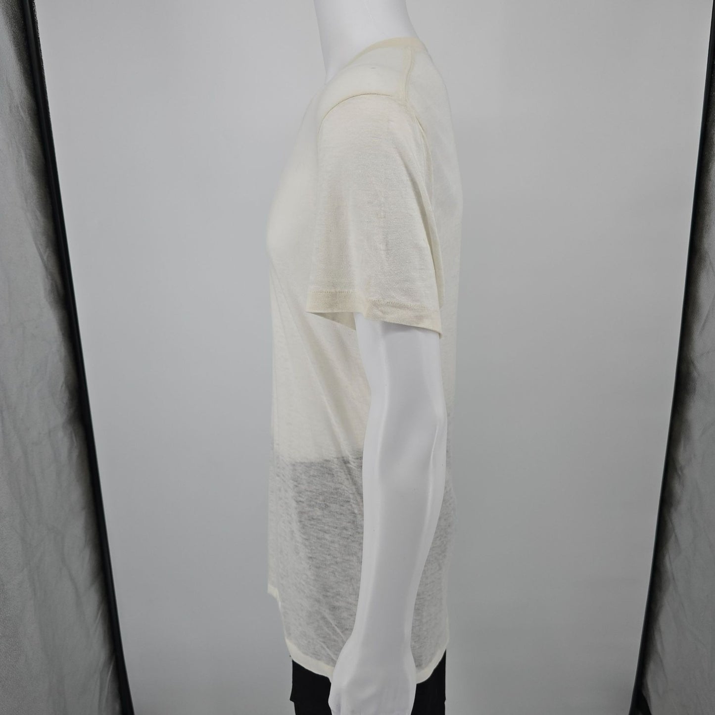 Distressed Vintage 1980s JCPenney Towncraft Blank Undershirt/T-Shirt (M)