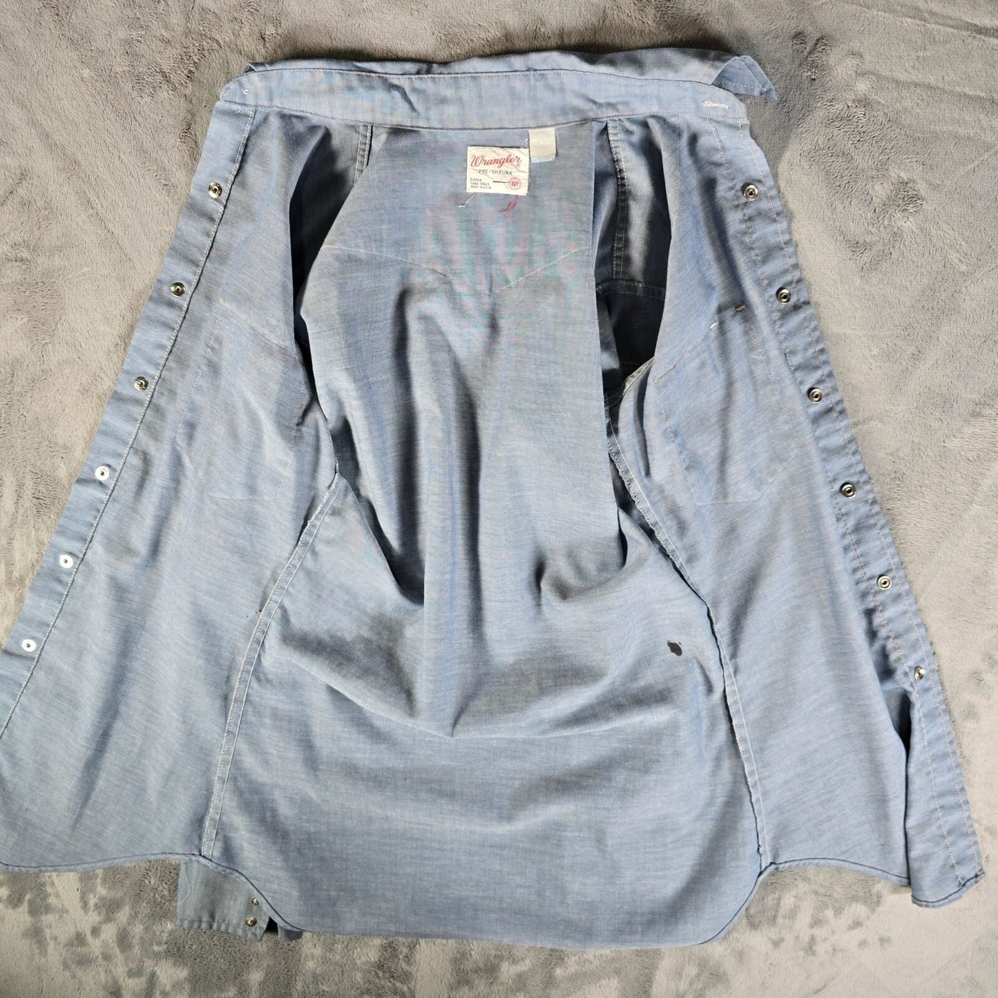 Vintage 1970s Wrangler "Balloon CREW" Pearl Snap Chambray Western Denim Shirt- S