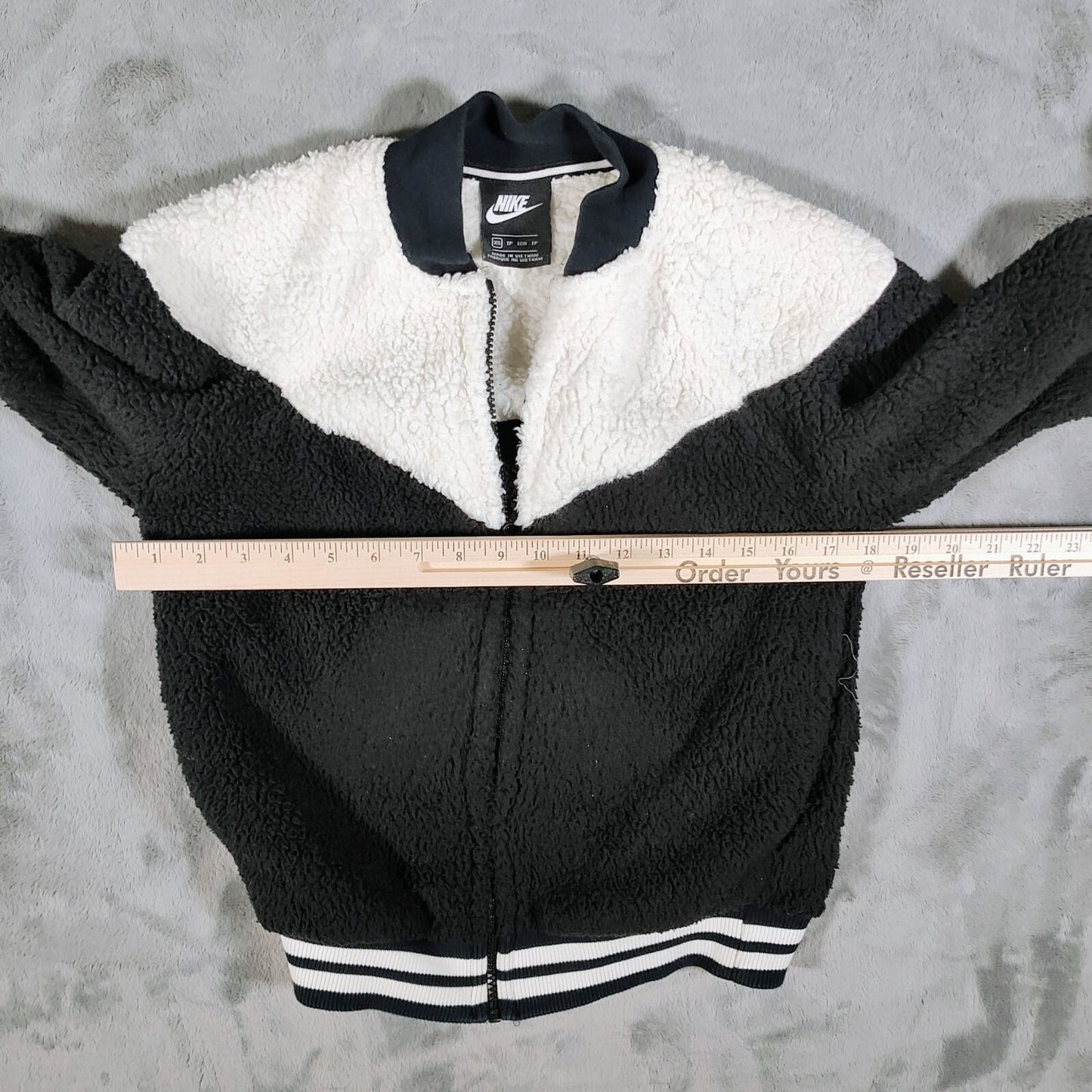 Nike Womens Sherpa Fleece Black and Whi Varsity Jacket XS Black & White Polyeste