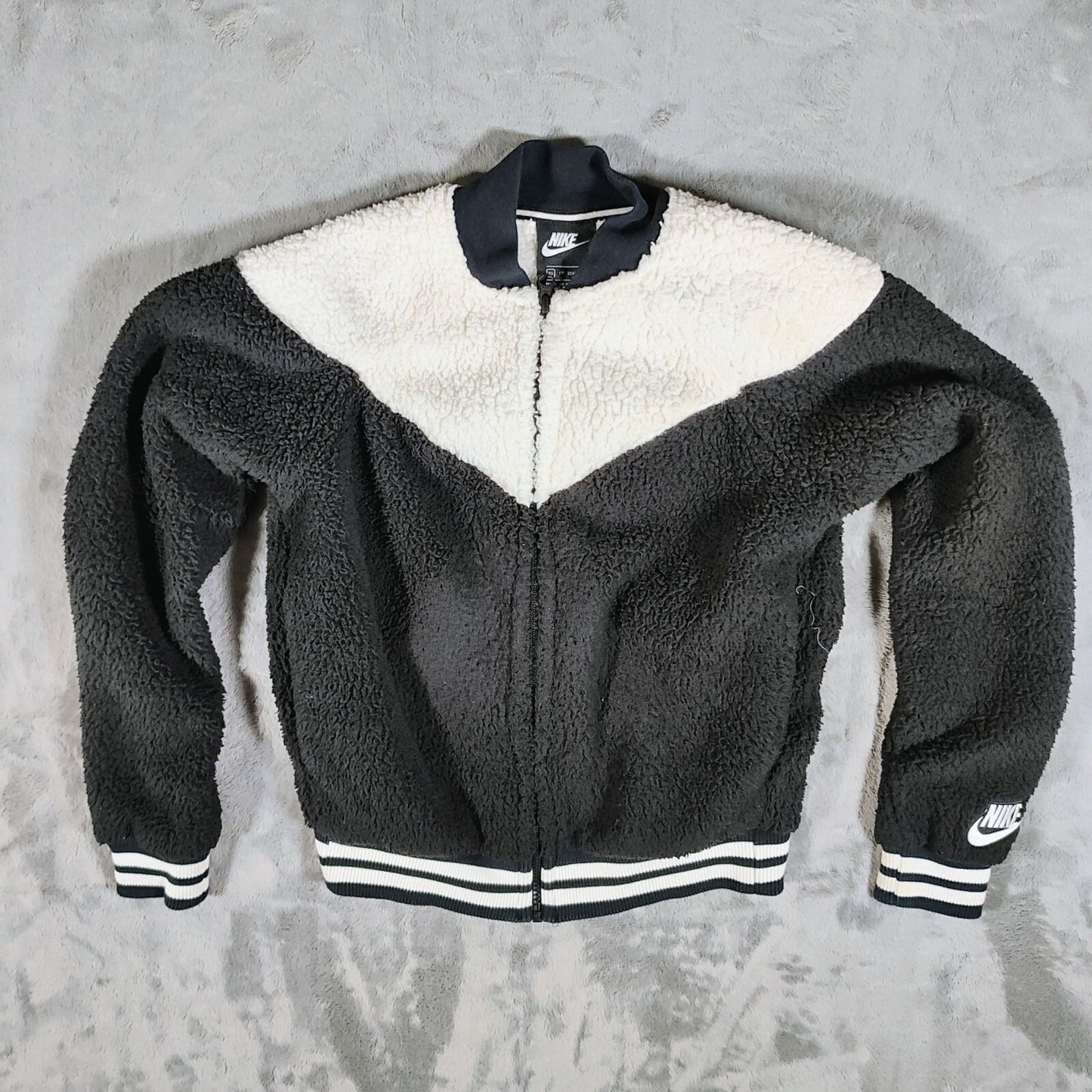 Nike Womens Sherpa Fleece Black and Whi Varsity Jacket XS Black & White Polyeste
