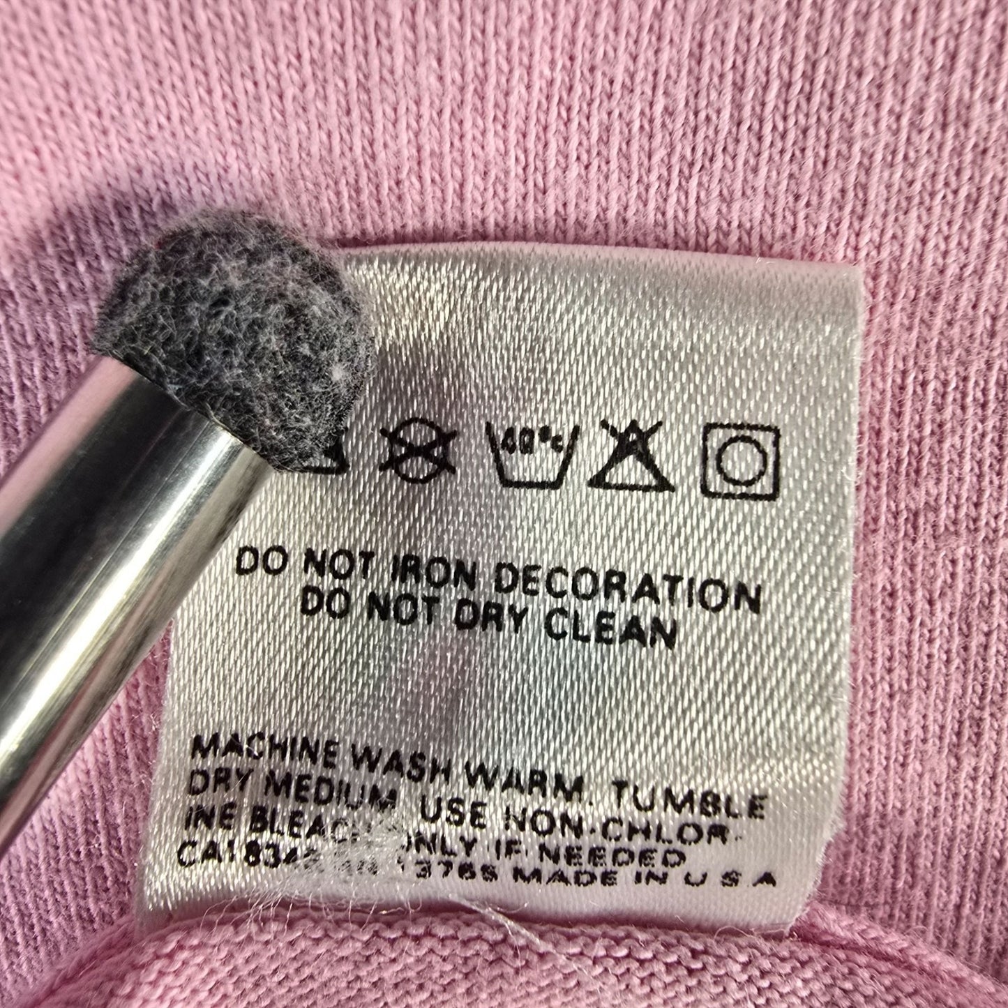 Vintage 1990s "If Mama Ain't Happy Ain't Nobody Happy" Pink T-Shirt (S/M)