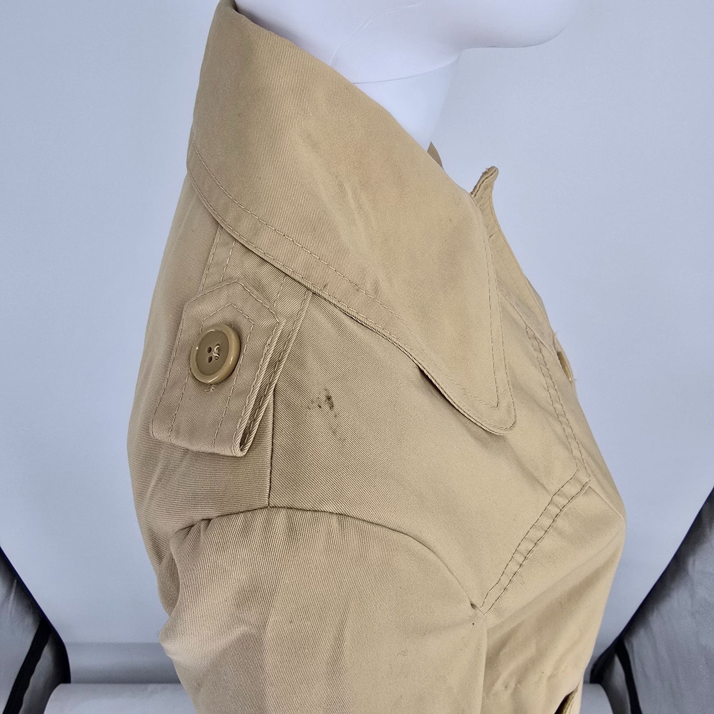 Vintage 1970s Misty Valley Women's Single-Breasted Beige/Khaki Trench Coat (S)