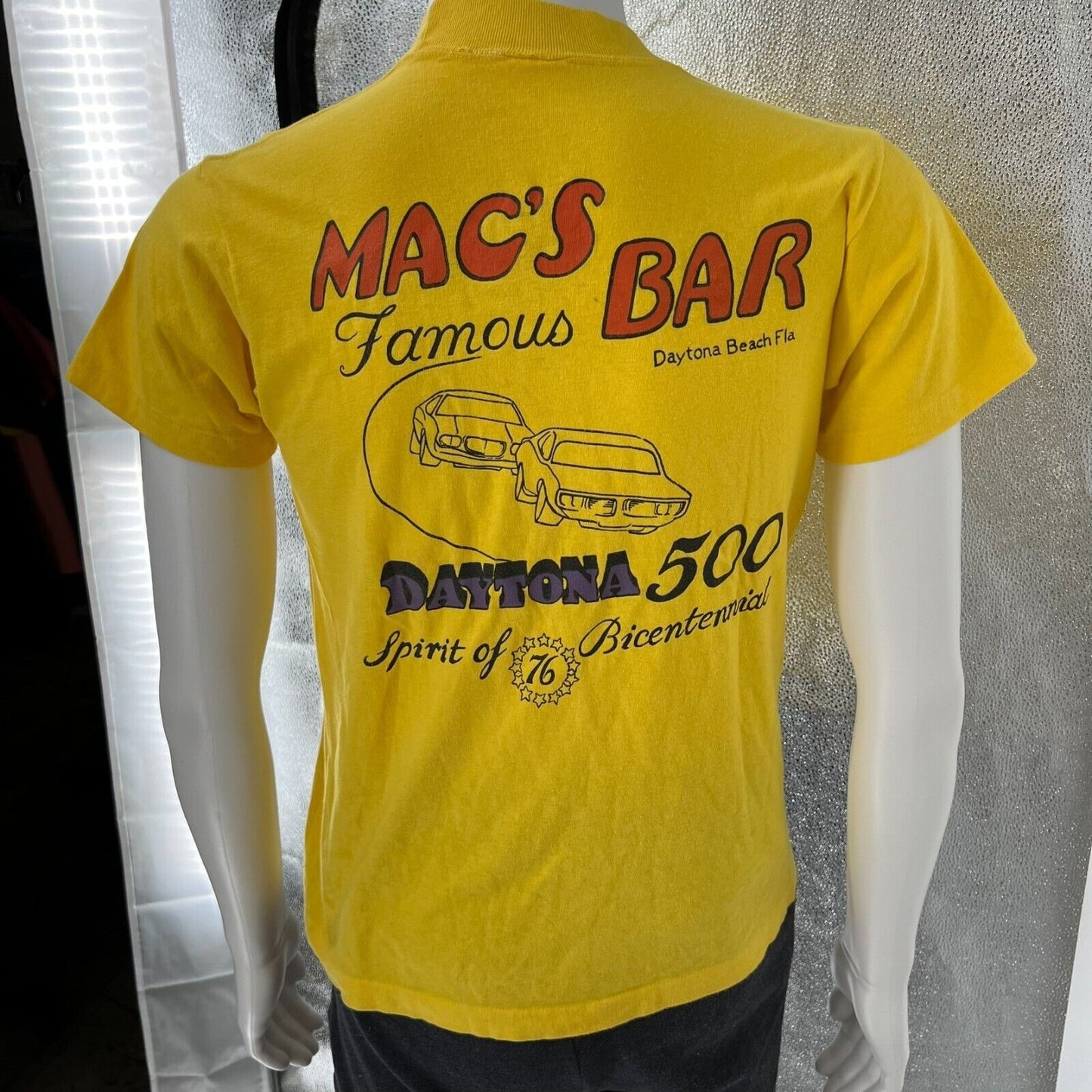 Vintage 1976 Single-Stitch Mac's Bar Race Week 1976 Daytona T-Shirt (Small)
