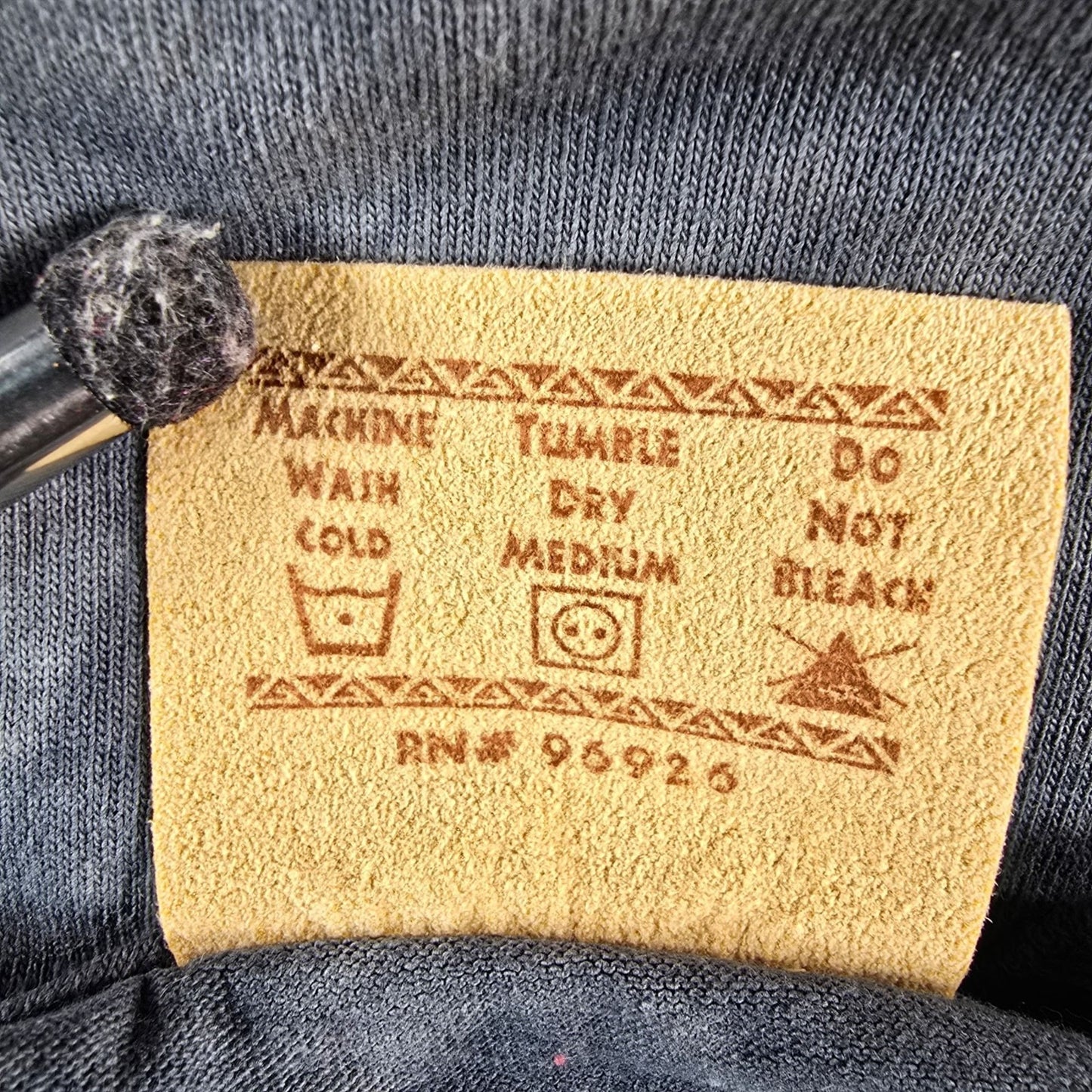 Vintage Y2K The Mountain DIY Cut Out Hem Blue-Eyed Wolf Tie-Dye T-Shirt (M)