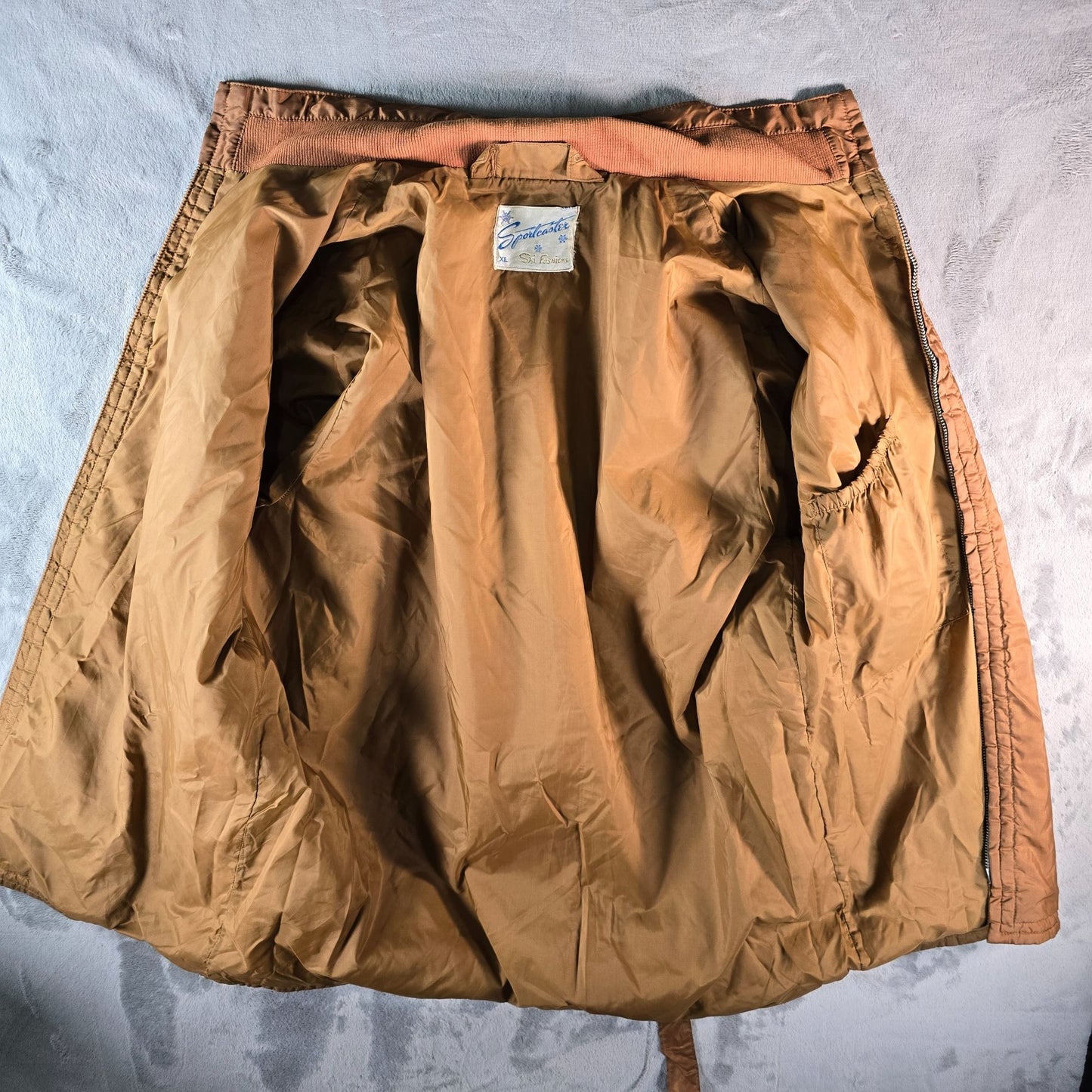 Vintage 1960s Sportcaster Ski Fashions Belted Brown Nylon Ski Jacket (XL)
