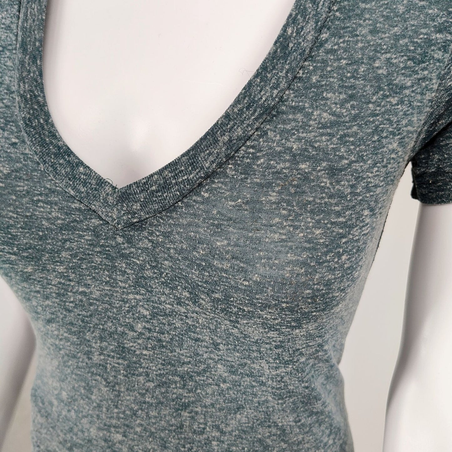Marine Layer Made in California Womens Cotton/Poly  V-Neck Short Sleeve Top (XS)