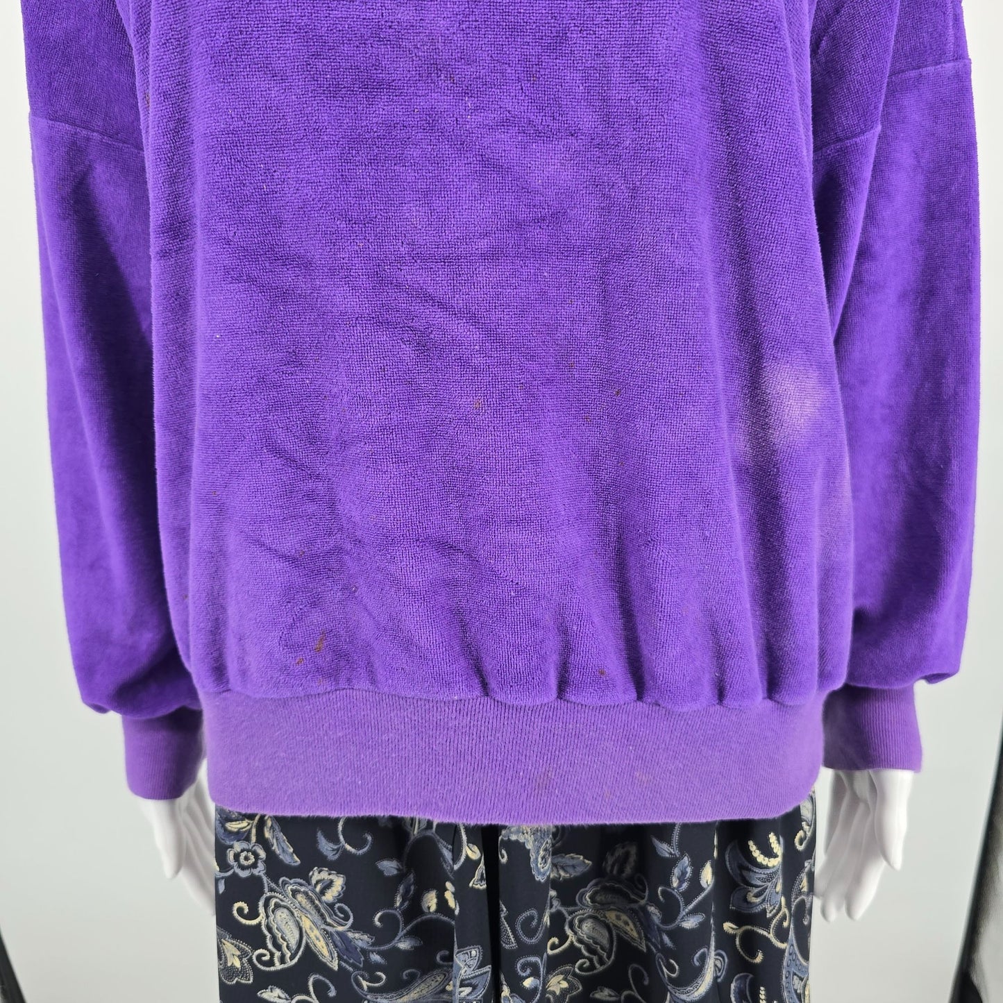 Vintage 1980s Oscar De La Renta Purple Velour Sweatshirt (Women's XL) *Flaws