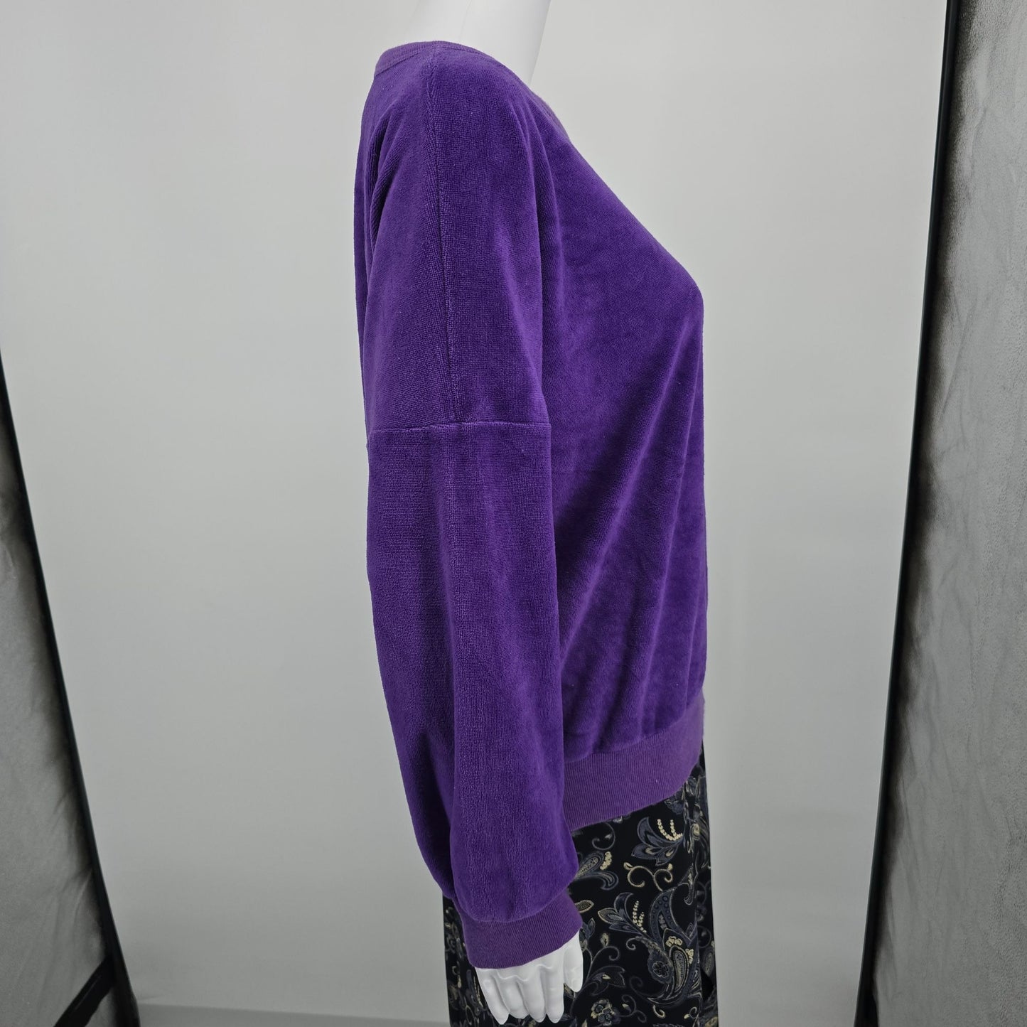 Vintage 1980s Oscar De La Renta Purple Velour Sweatshirt (Women's XL) *Flaws