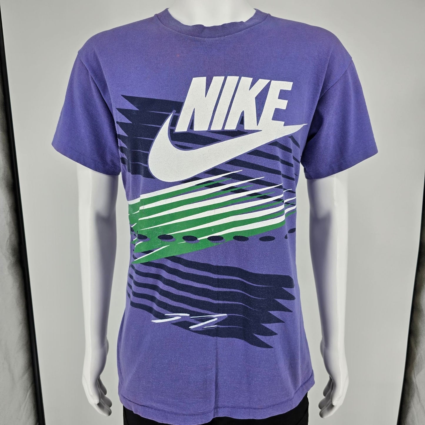 Vintage Early 1990s Nike Swoosh Purple Abstract Geometric Graphic T-Shirt (L)