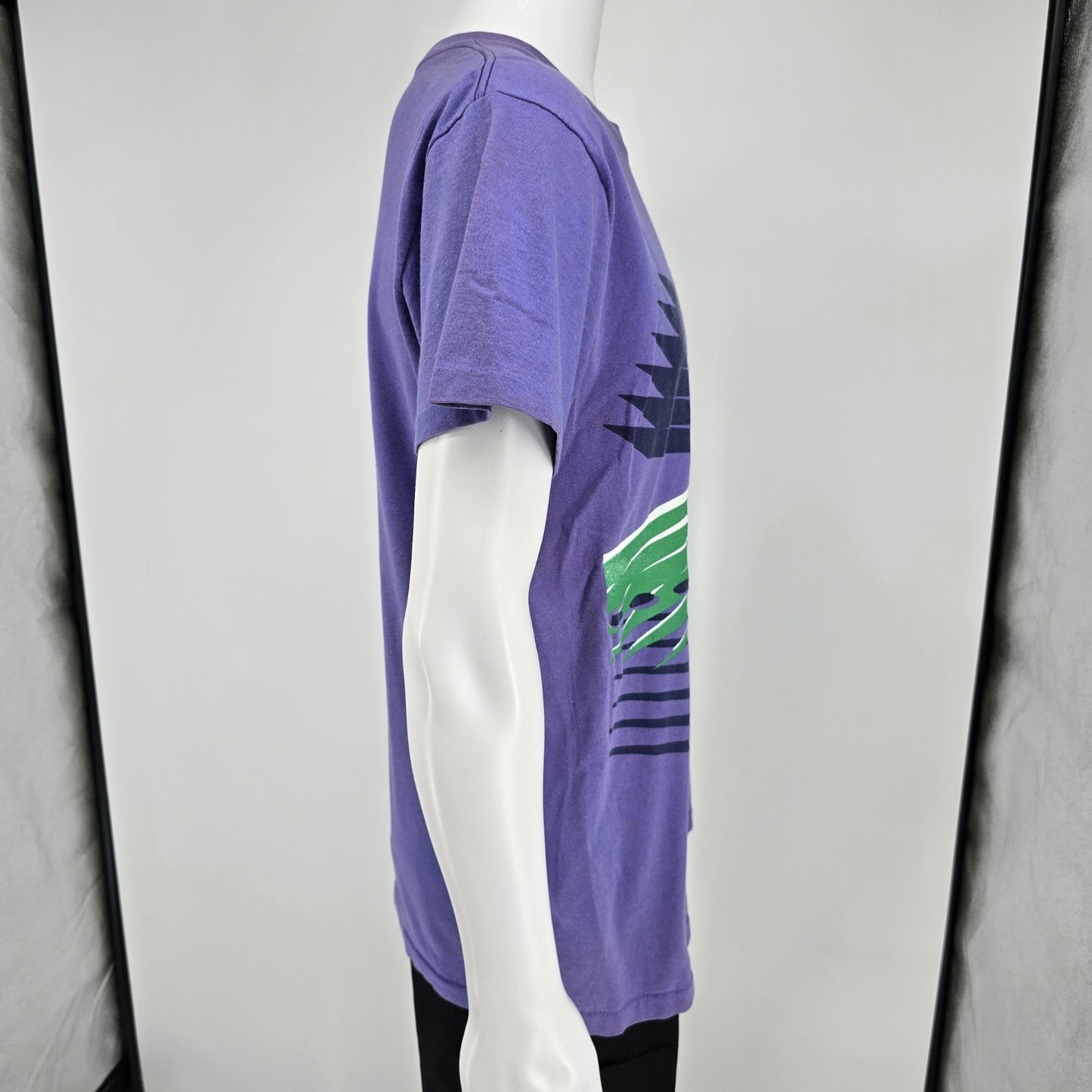 Vintage Early 1990s Nike Swoosh Purple Abstract Geometric Graphic T-Shirt (L)