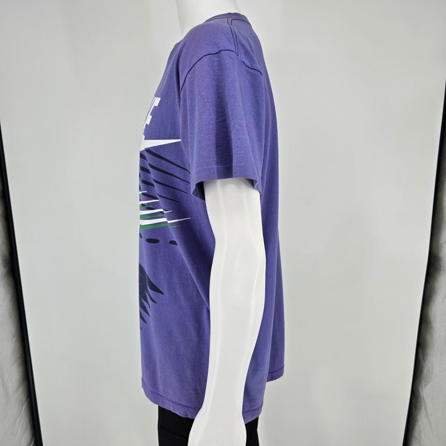 Vintage Early 1990s Nike Swoosh Purple Abstract Geometric Graphic T-Shirt (L)