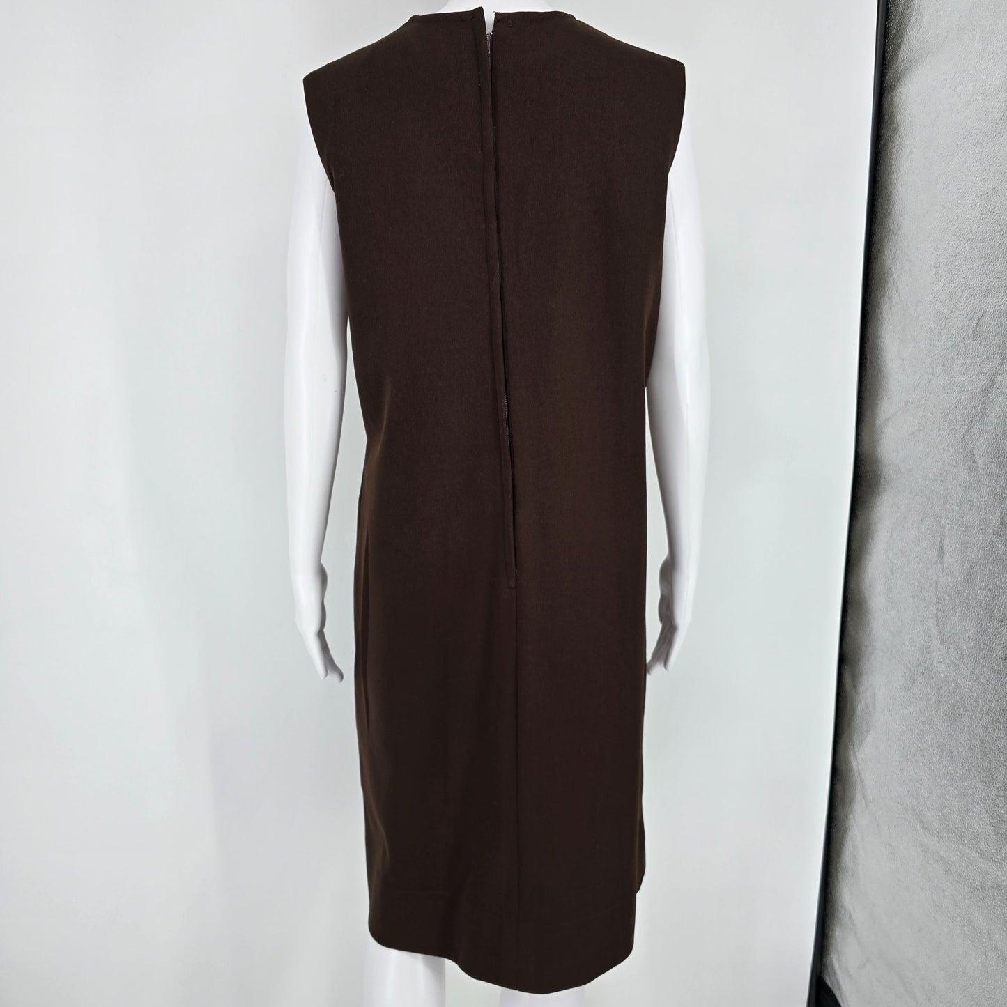 Vintage 1960s Georgia Griffin Fashions Brown Sleeveless Shift Dress (L)