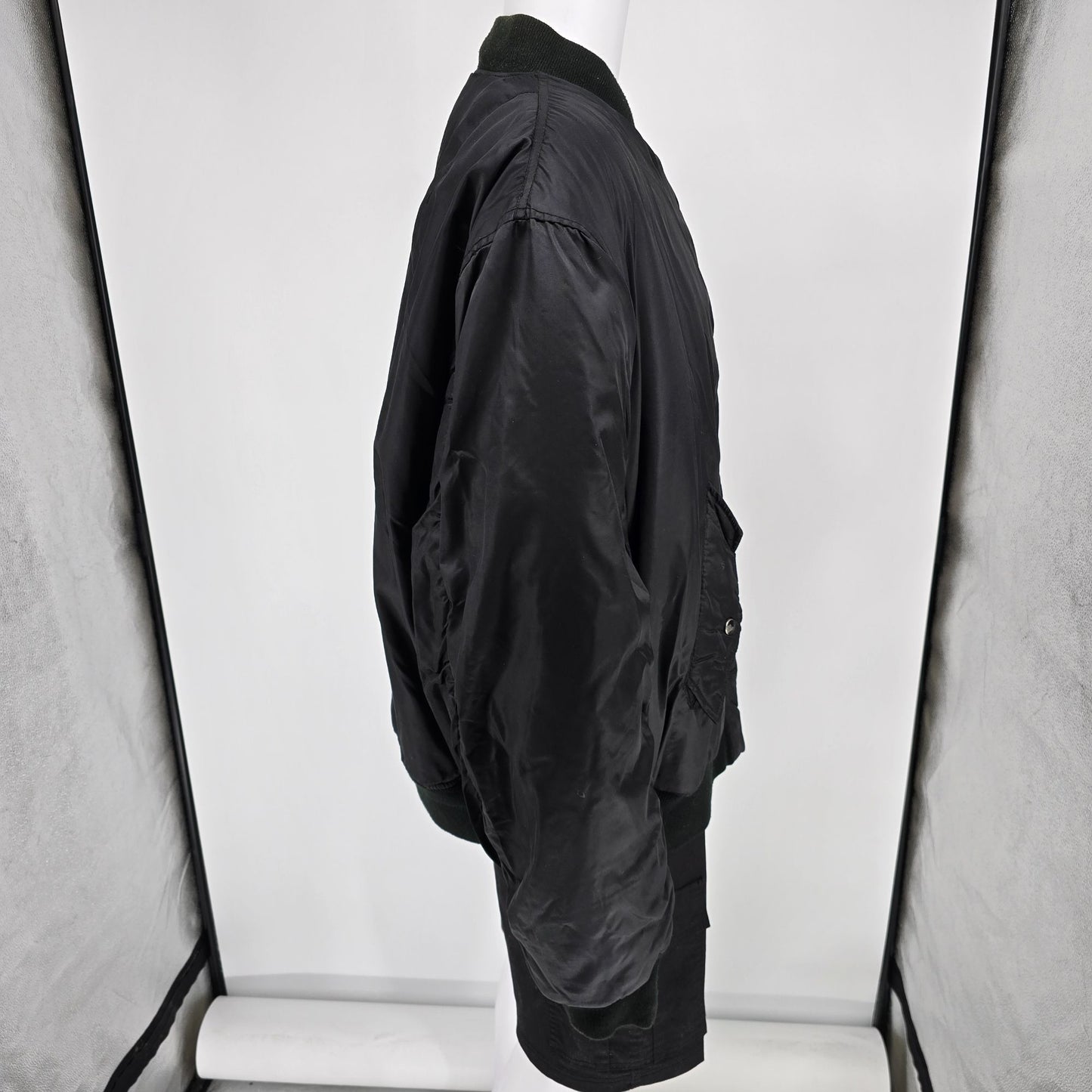 Vintage 1990s TRU-SPEC MA-1 Reversible Black/Orange Flight Bomber Jacket (3XL)