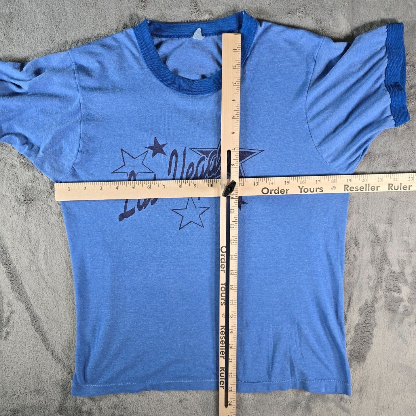 Vintage 1980s Screen Stars Las Vegas Star Graphic Thin Blue Ringer T-Shirt (M)