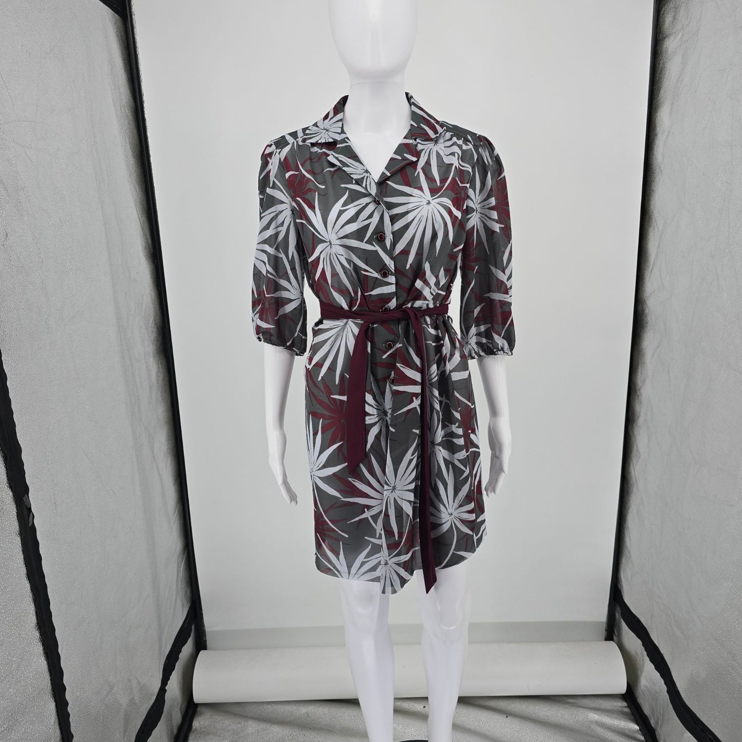 Vintage 1970s Sherri Lynn Tropical Floral Print Semi-Sheer Popover Dress (M/L)