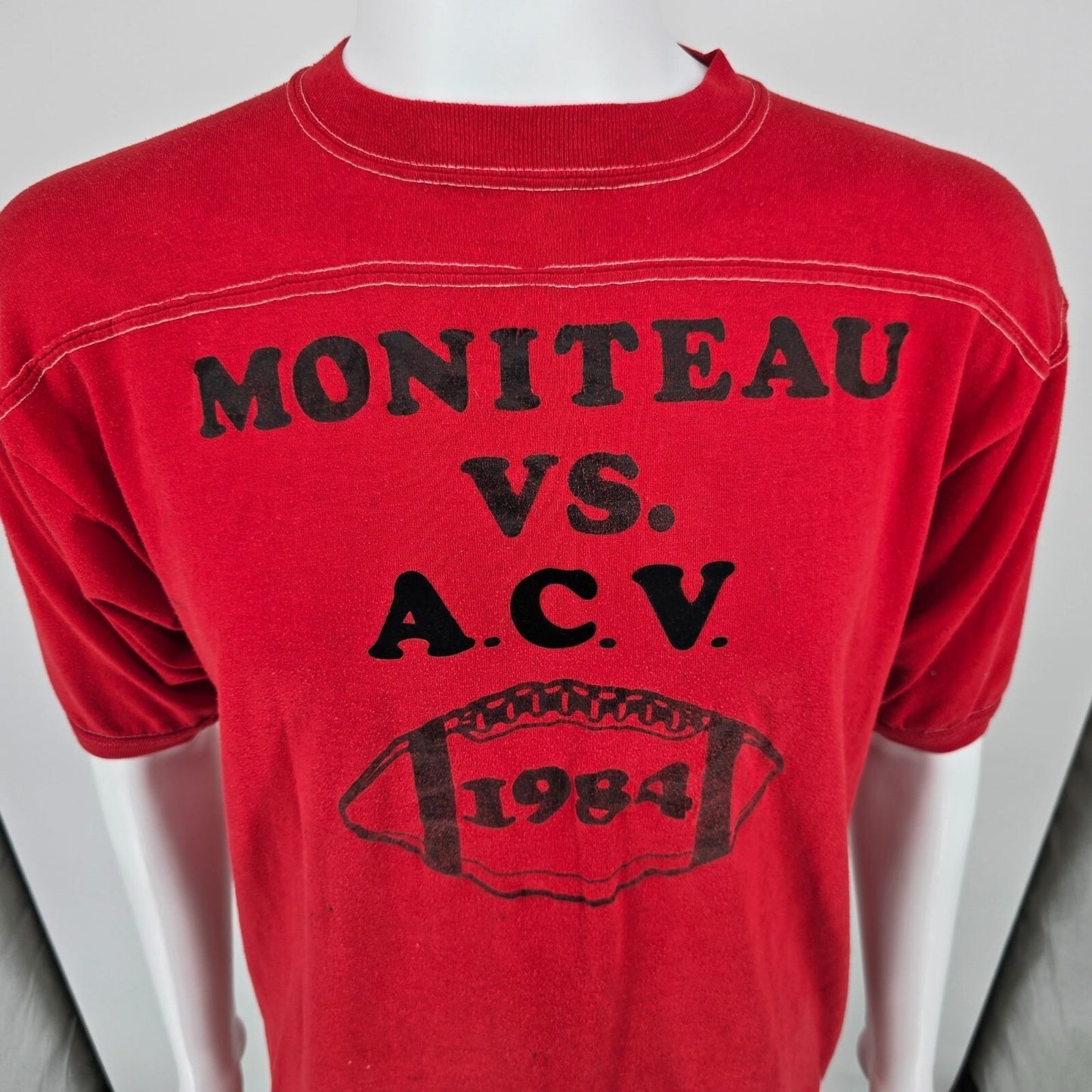 Vintage 1984 Moniteau A.C.V. Offensive Player of the Week Football T-Shirt (L)