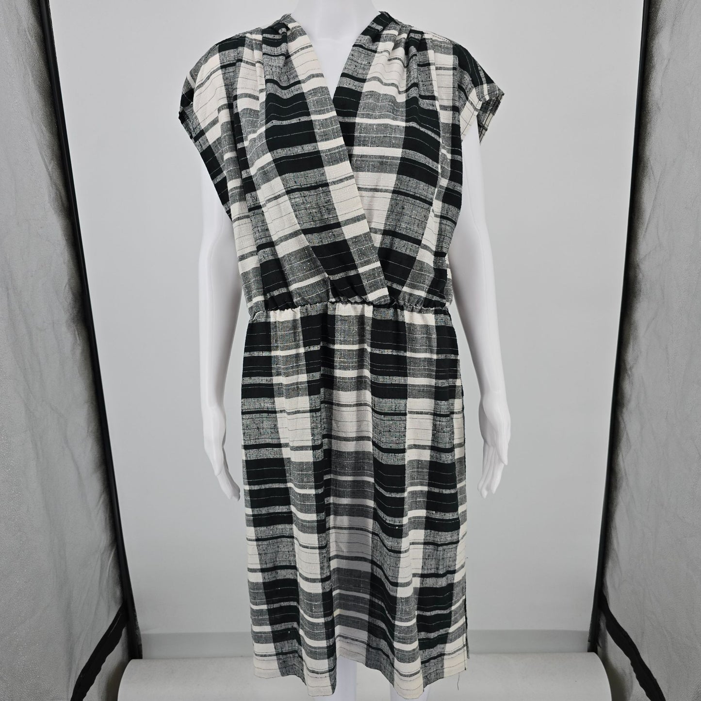 Vintage 1980s J.M II New York Black/Ivory Windowpane Plaid Midi Day Dress (L)