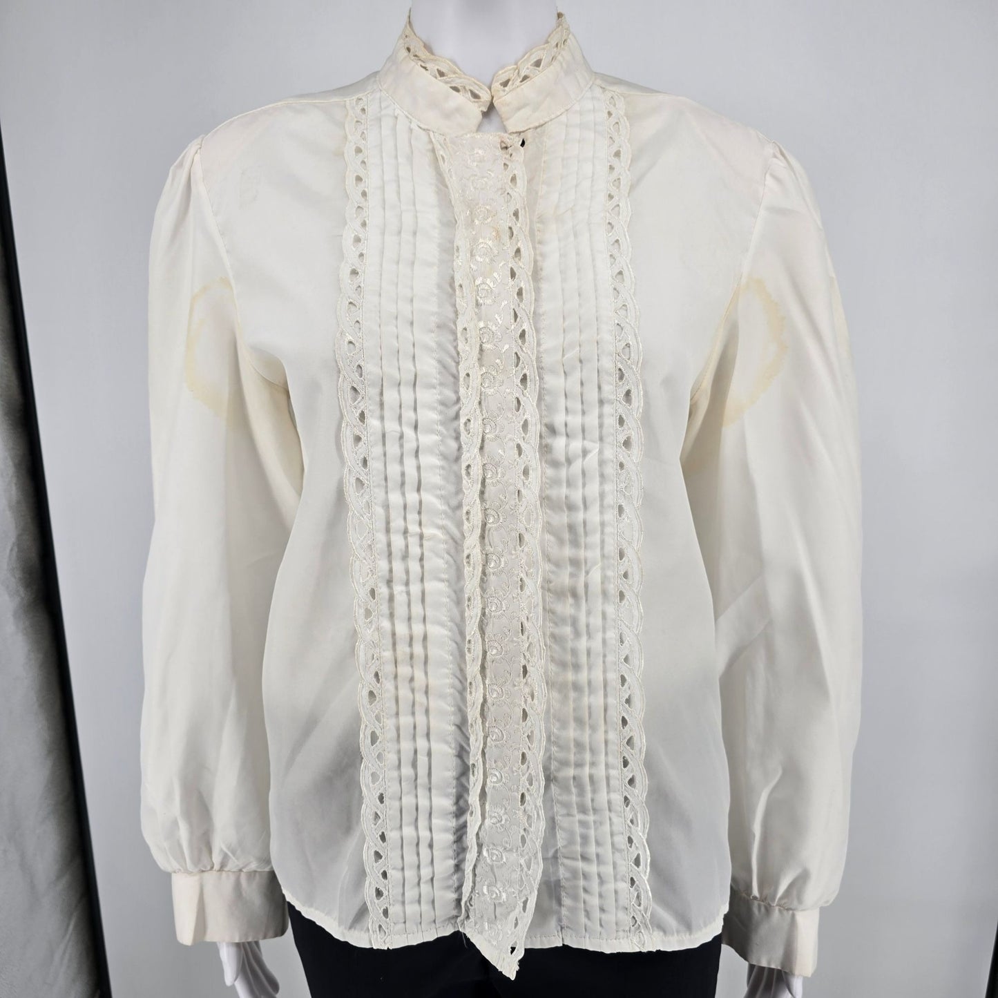 Distressed Vintage 1980s Lauren Lee Ivory Lace Victorian/Prairie Blouse (L)