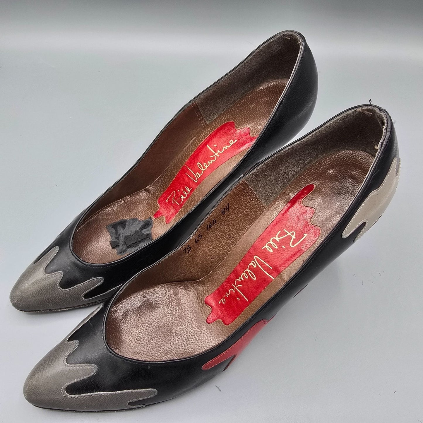 Vintage 1980s Bill Valentine Drip-Appliqué Black/Red/Gray Leather Pumps (7.5B)