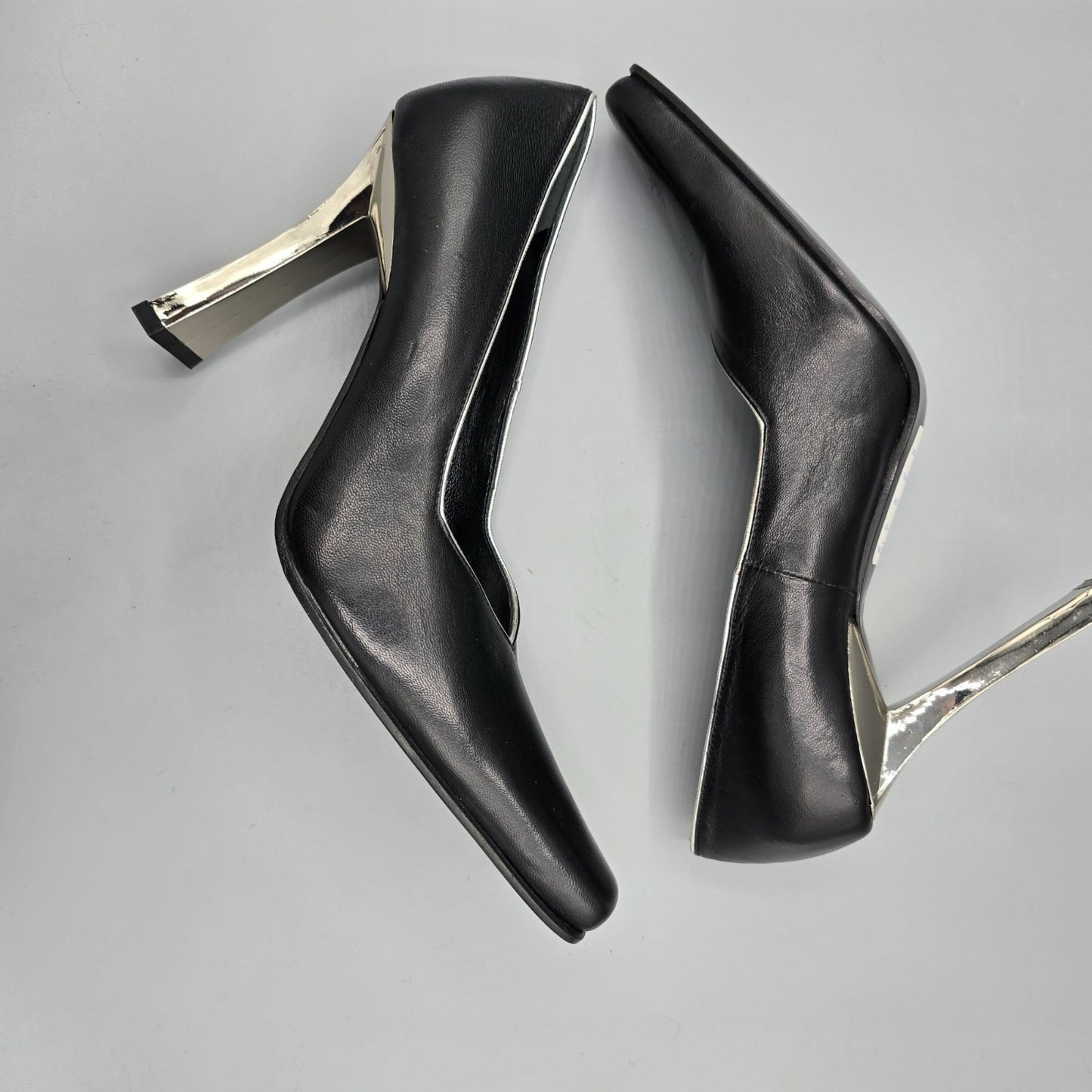 Vintage Y2K Pari & Pari Black Nappa Leather Square-Toe Silver Piping Pumps (7B)
