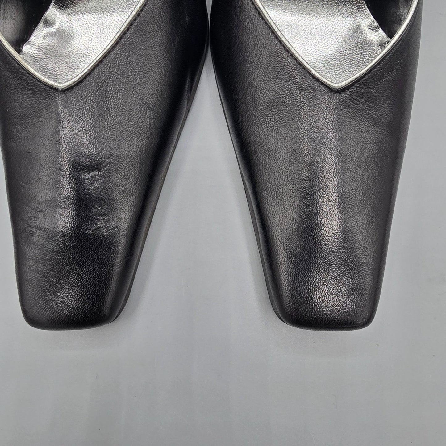 Vintage Y2K Pari & Pari Black Nappa Leather Square-Toe Silver Piping Pumps (7B)