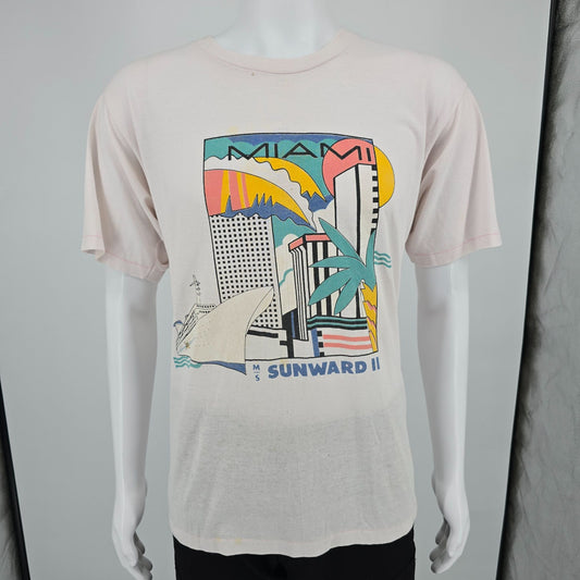 Distressed Vintage 1980s Cal Cru Miami M/S Sunward II Cruise Ship T-Shirt (L)