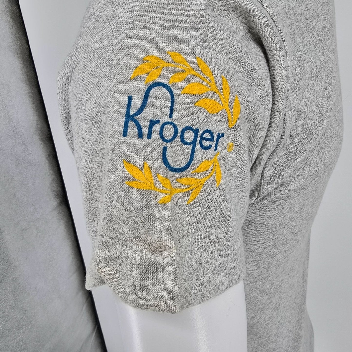 Vintage 1980s Screen Stars Kroger 100th Anniversary 1883-1983 Gray T-Shirt (S)