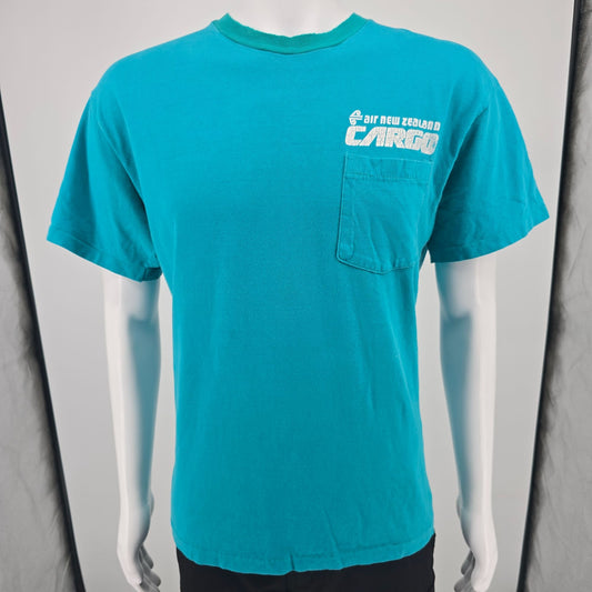 Vintage 1990s Hanes Beefy-T New Zealand Cargo Employee Pocket T-Shirt (L)