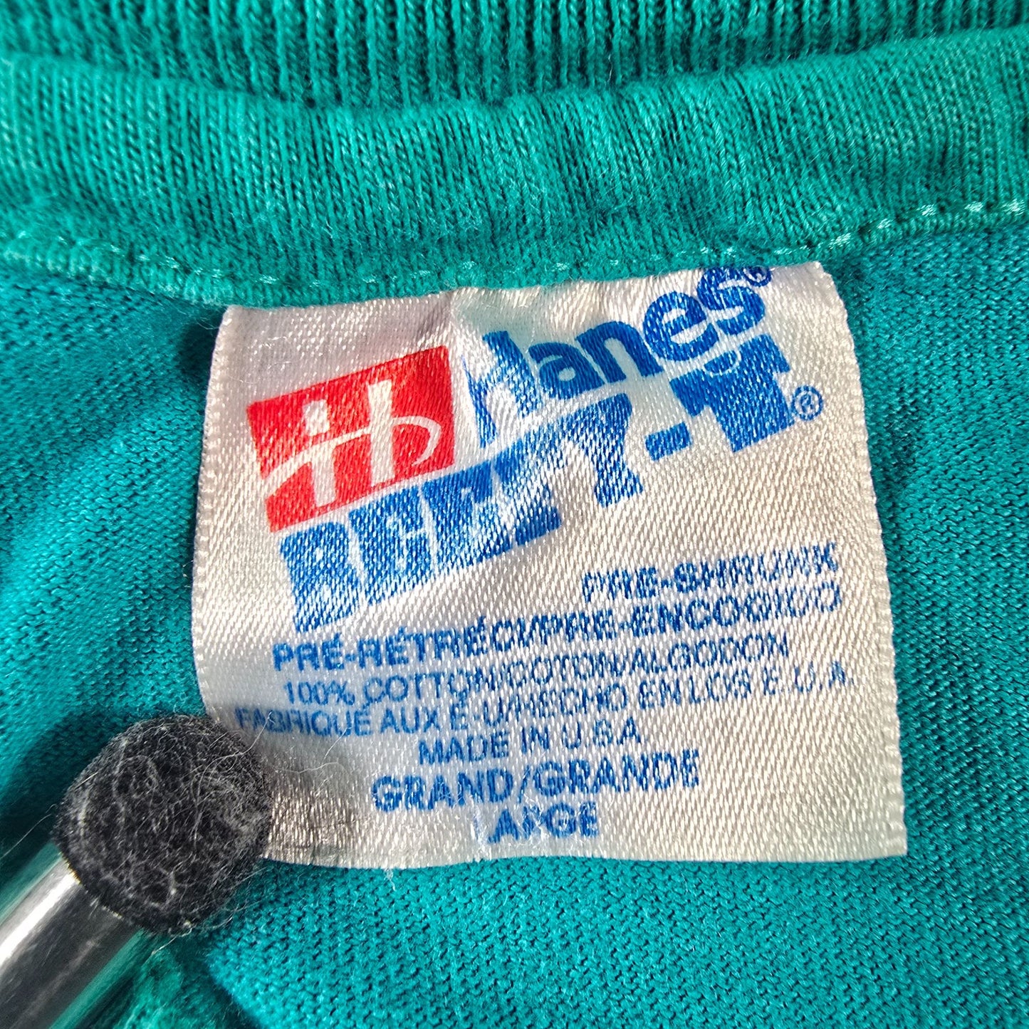Vintage 1990s Hanes Beefy-T New Zealand Cargo Employee Pocket T-Shirt (L)