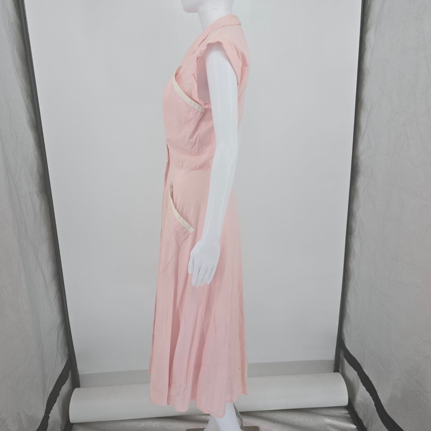 Vintage 1950 Loungees Pink Swiss Dot Double-Breasted Fit & Flare Day Dress (L)