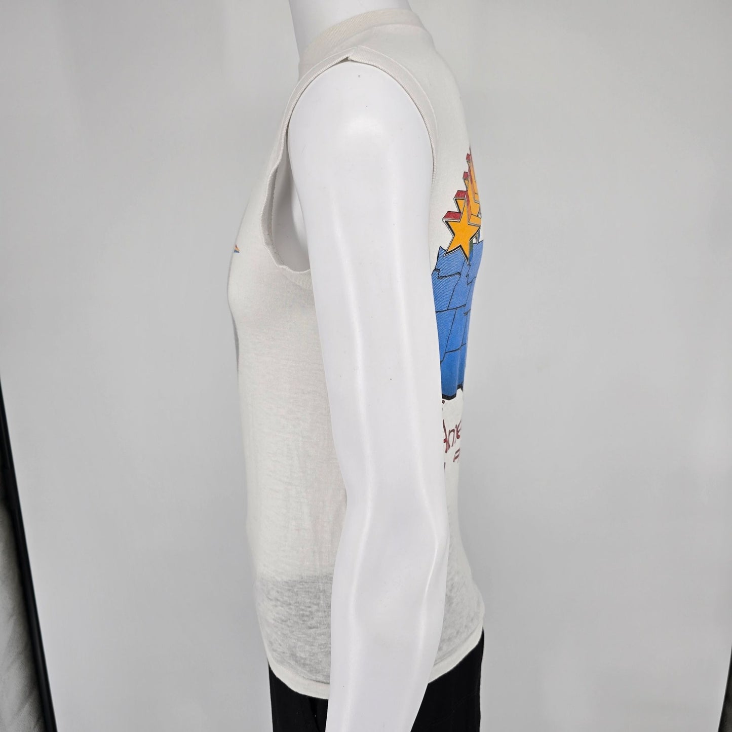 Vintage 1985 Kool & The Gang In The Heart of America Sleeveless T-Shirt (XS)