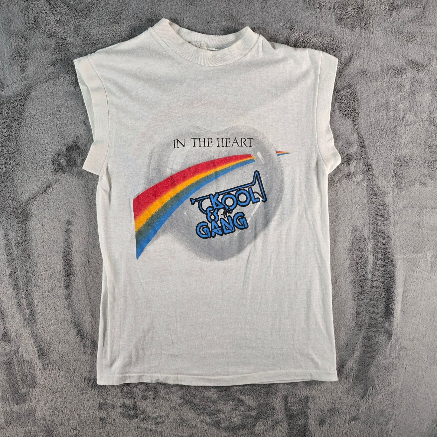 Vintage 1985 Kool & The Gang In The Heart of America Sleeveless T-Shirt (XS)