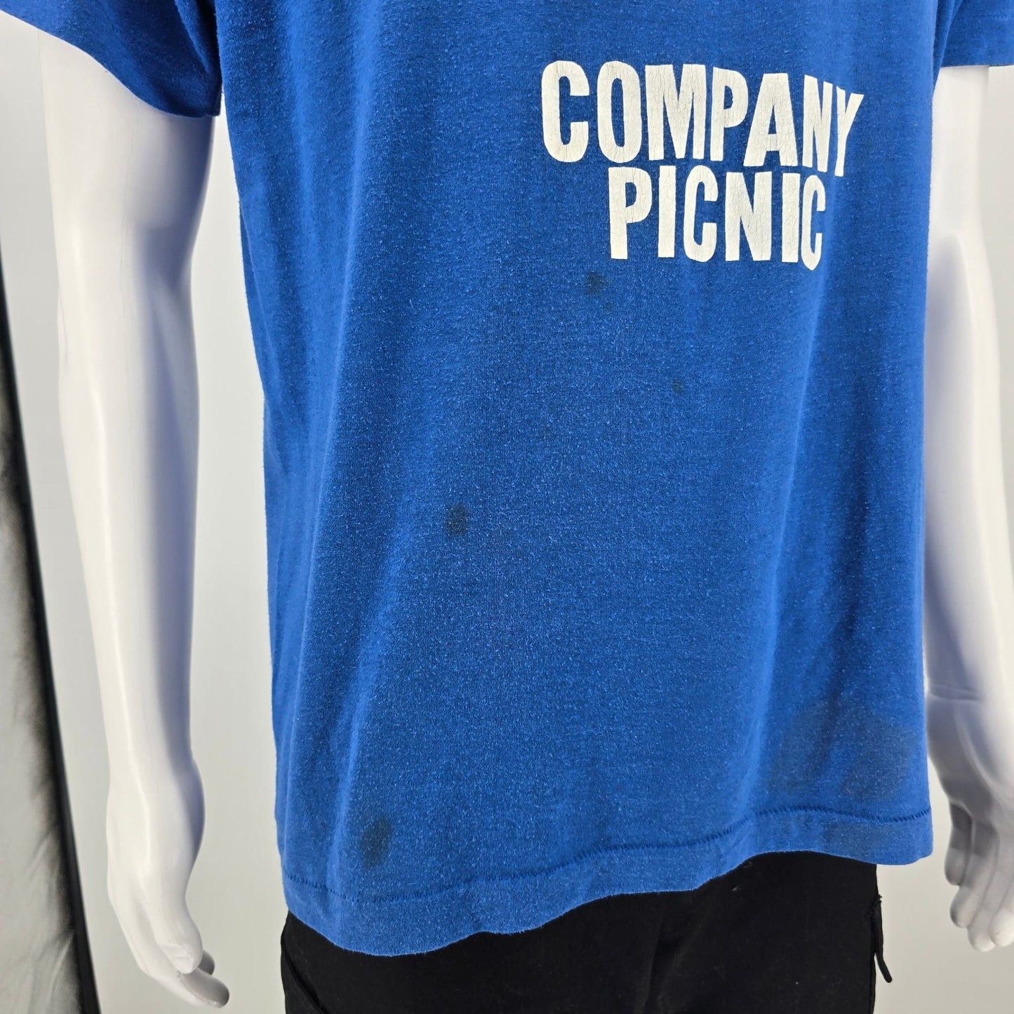 Vintage 1980s Screen Stars Blue Litton Industries Company Picnic T-Shirt (L)