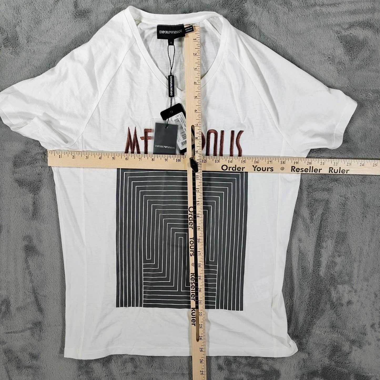 NWD F/W 2017 Emporio Armani Men's Embroidered "METROPOLIS" Graphic T-Shirt (S)