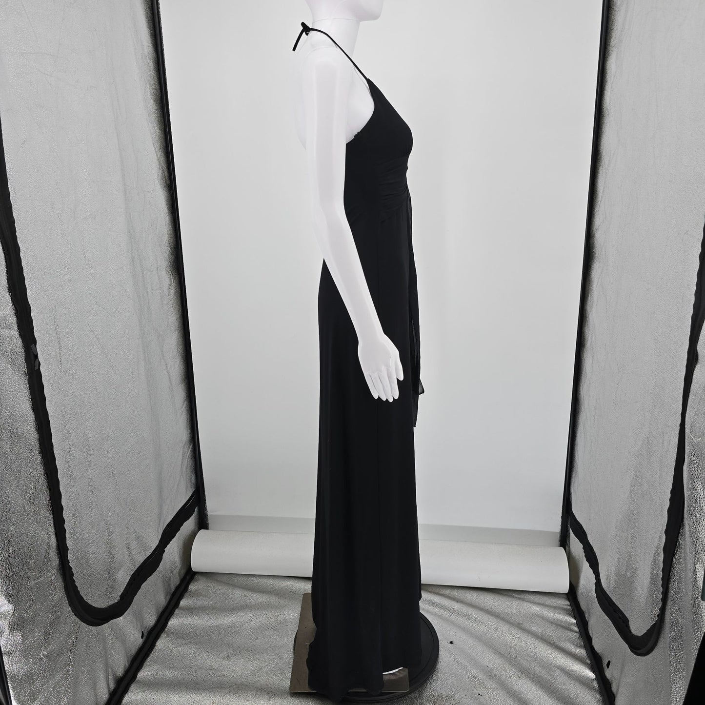 Vintage Y2K City Triangles Slinky Black Halter Maxi Prom/Formal Dress (S)