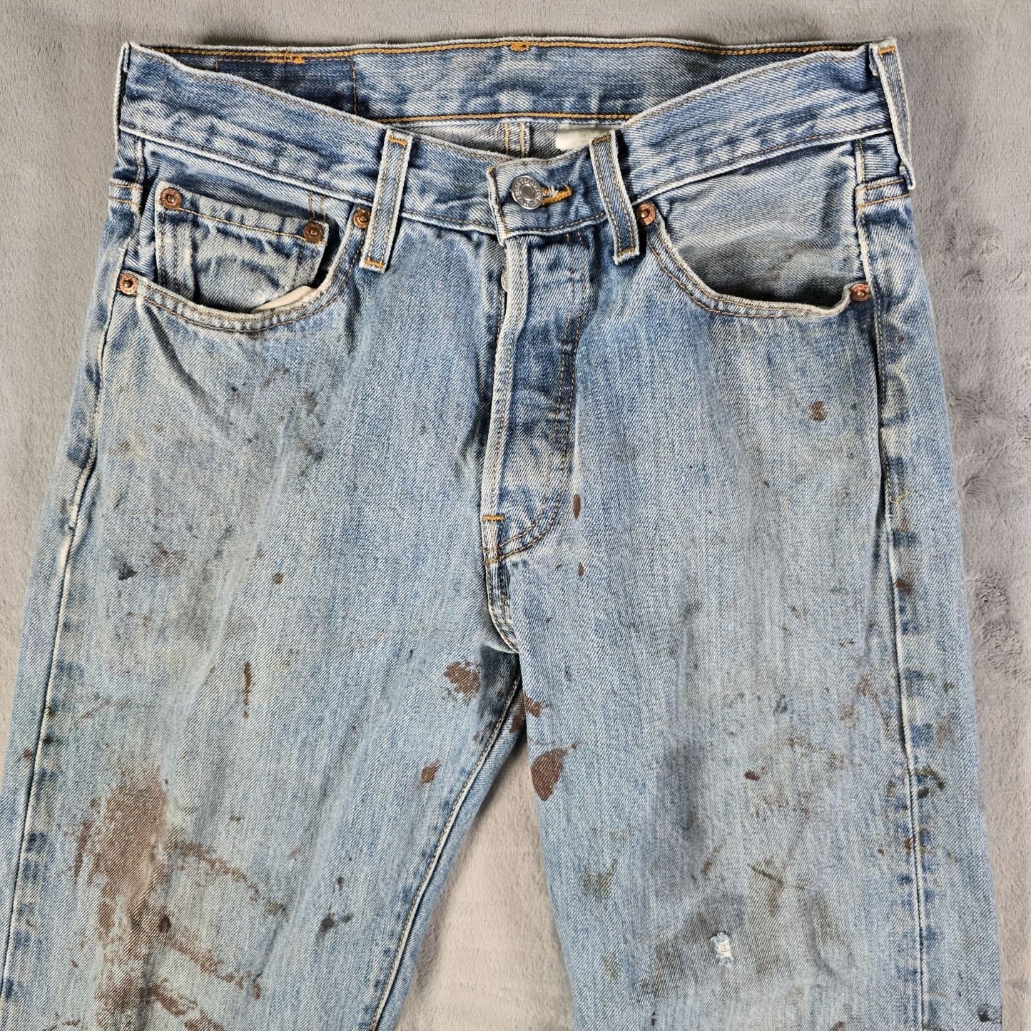 2008 Thrashed Levi's 501-0193 Medium Stonewash Denim Blue Jeans (28x36)