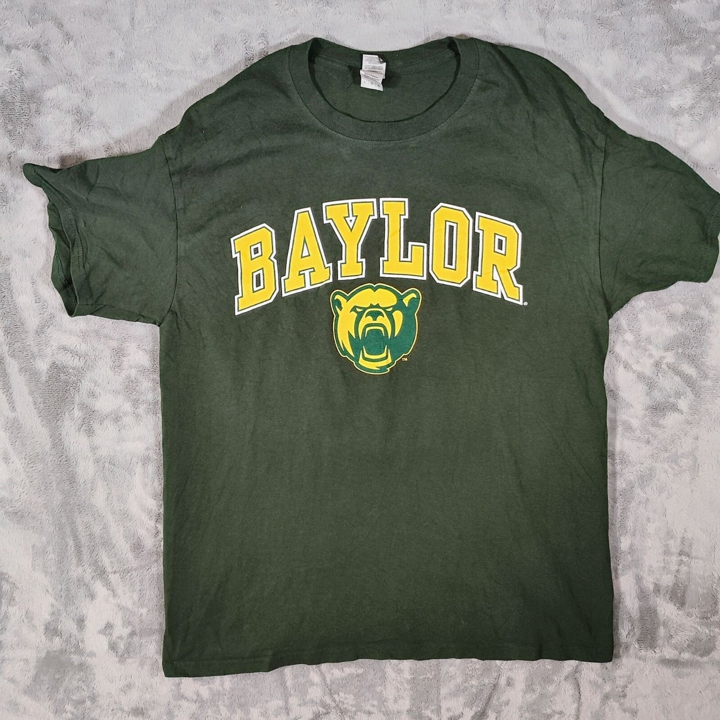Gildan Heavy Cotton Baylor Bears Marshall 25 Green Graphic T-Shirt (Large)